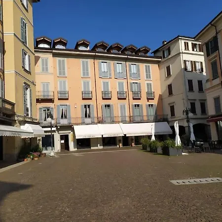 Appartamento Le Rondini Nel Centro Di Intra Exterior photo